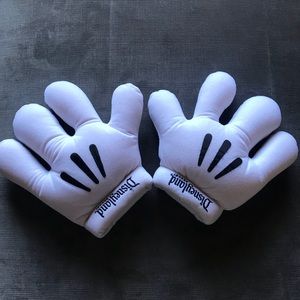 Mickey Mouse Hands